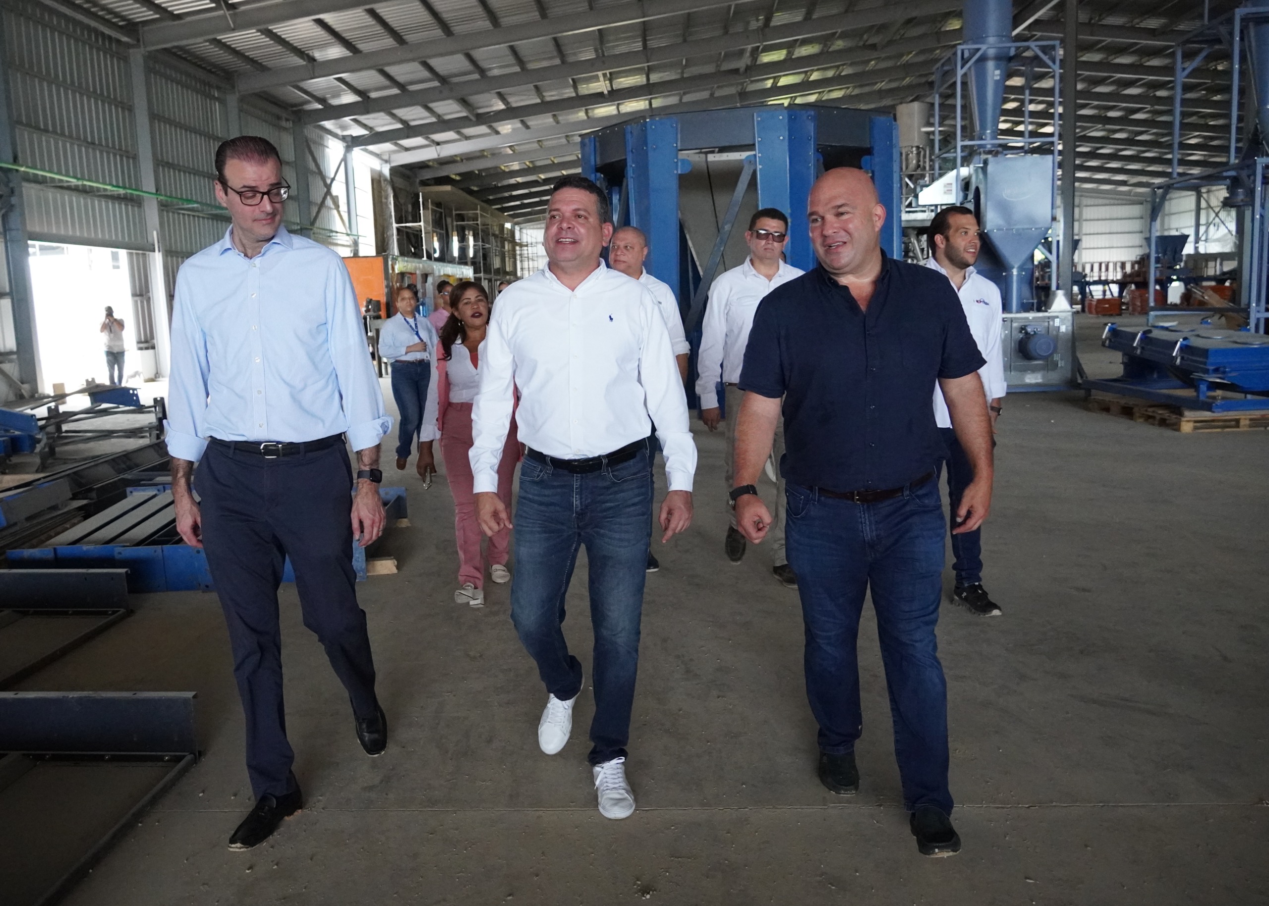 Proindustria supervisa instalación de Planta recicladora en  Zona Franca Quisqueya